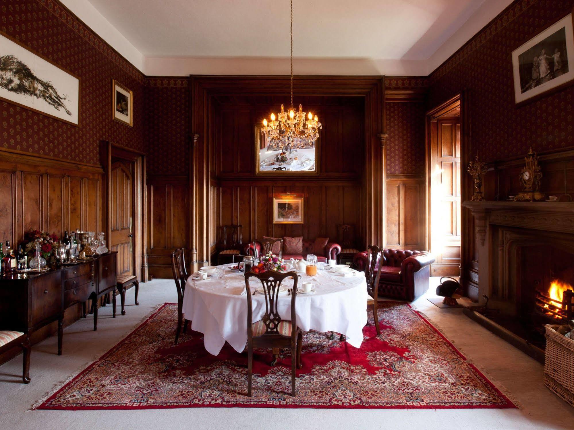 Heads Nook Hall